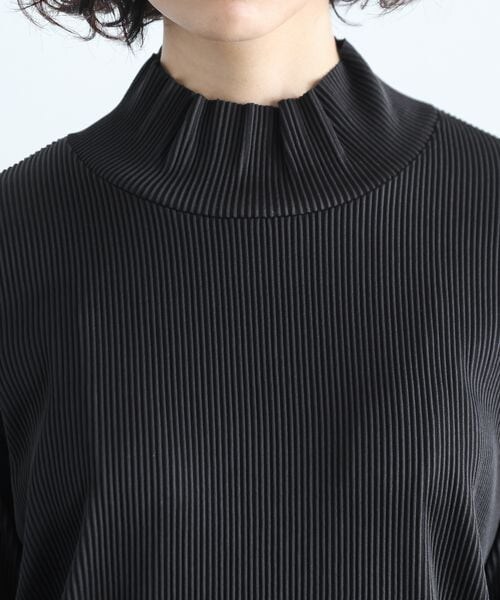 PAGEBOY（ページボーイ）の「リップルプリーツフレアスリーブ（トップス・オフホワイト05/ブラック09/ピンク25/ブルー86・F）」の17枚目の写真