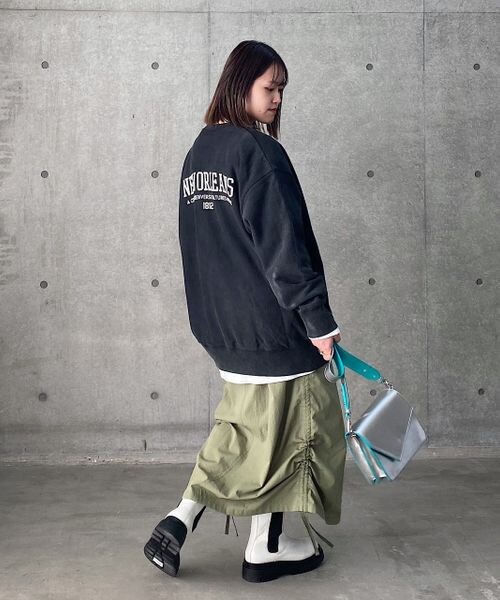 PAGEBOY（ページボーイ）の「クラックカレッジBIGスウェット（トップス・ブラック09/オートミール50/ターコイズ79・F）」の9枚目の写真