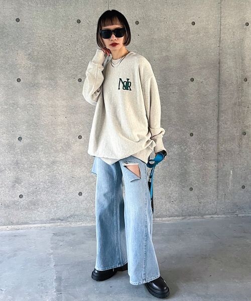 PAGEBOY（ページボーイ）の「クラックカレッジBIGスウェット（トップス・ブラック09/オートミール50/ターコイズ79・F）」の17枚目の写真