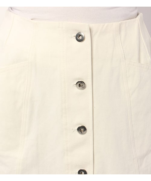 PAGEBOY（ページボーイ）の「フロントボタン台形スカート（スカート・レディース・オフホワイト/オフホワイト系/カーキ/インディゴ）」の8枚目の写真