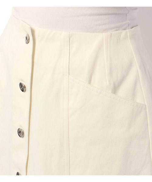 PAGEBOY（ページボーイ）の「フロントボタン台形スカート（スカート・レディース・オフホワイト/オフホワイト系/カーキ/インディゴ）」の7枚目の写真