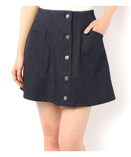 PAGEBOY（ページボーイ）の「フロントボタン台形スカート（スカート・レディース・オフホワイト/オフホワイト系/カーキ/インディゴ）」の4枚目の写真