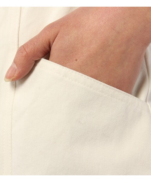 PAGEBOY（ページボーイ）の「フロントボタン台形スカート（スカート・レディース・オフホワイト/オフホワイト系/カーキ/インディゴ）」の11枚目の写真