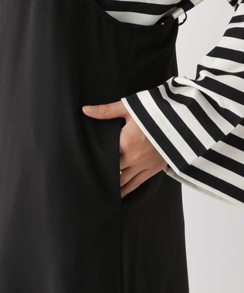 LEPSIM（レプシィム）の「ハイウエストセミフレアキャミワンピース（ワンピース/ドレス・ブラック09/グレージュ13/ブルー82・FREE SIZE）」の15枚目の写真