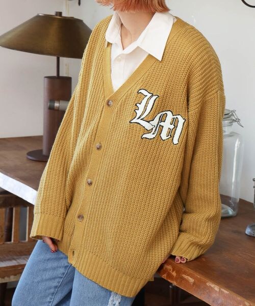 PAGEBOY（ページボーイ）の「サガラシシュウロゴカーデ（トップス・レディース・チャコール18/クリーム52/イエロー65/ライトブルー82・FREE）」の3枚目の写真