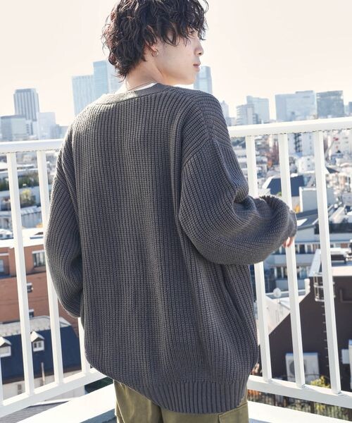 PAGEBOY（ページボーイ）の「サガラシシュウロゴカーデ（トップス・レディース・チャコール18/クリーム52/イエロー65/ライトブルー82・FREE）」の13枚目の写真