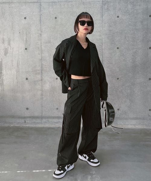 PAGEBOY（ページボーイ）の「ローライズカーゴパンツ（パンツ・レディース・ピンストライプ08/ブラック09/グレージュ12・F）」の7枚目の写真