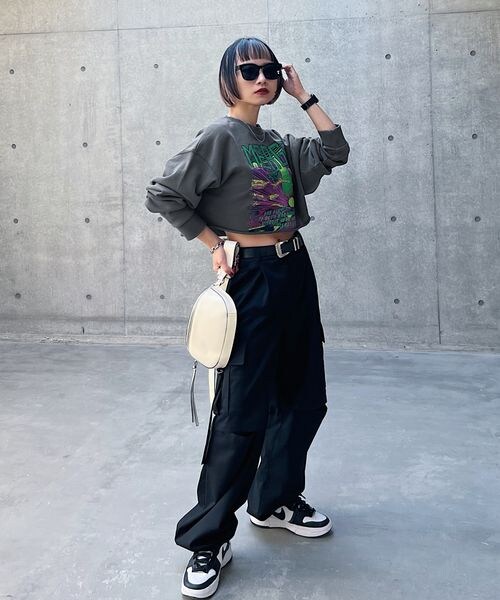 PAGEBOY（ページボーイ）の「ショートロックスウェット（トップス・レディース・オフホワイト05/チャコール18/ピンク25・F）」の8枚目の写真