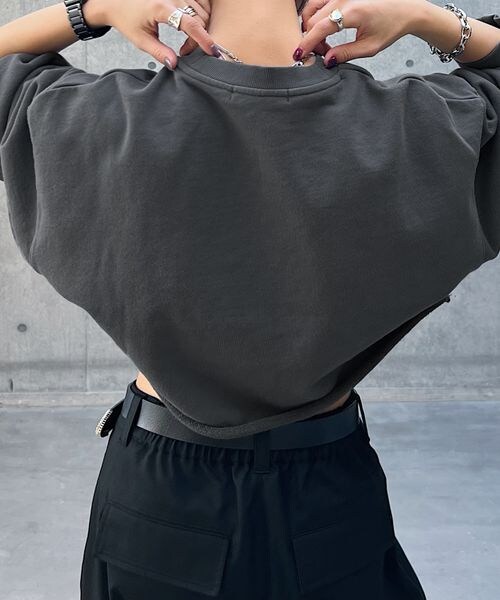 PAGEBOY（ページボーイ）の「ショートロックスウェット（トップス・レディース・オフホワイト05/チャコール18/ピンク25・F）」の7枚目の写真