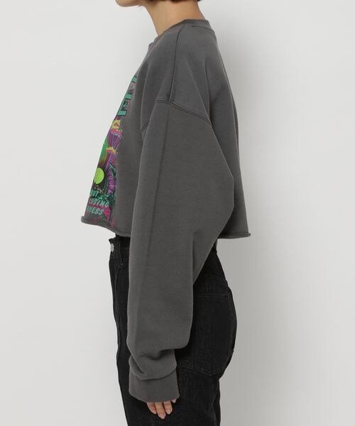 PAGEBOY（ページボーイ）の「ショートロックスウェット（トップス・レディース・オフホワイト05/チャコール18/ピンク25・F）」の15枚目の写真