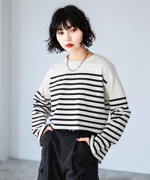 PAGEBOY（ページボーイ）の「パネルボーダーショートロンT（トップス・レディース・ブラック09/ピンク25/ラベンダー92・F）」の4枚目の写真