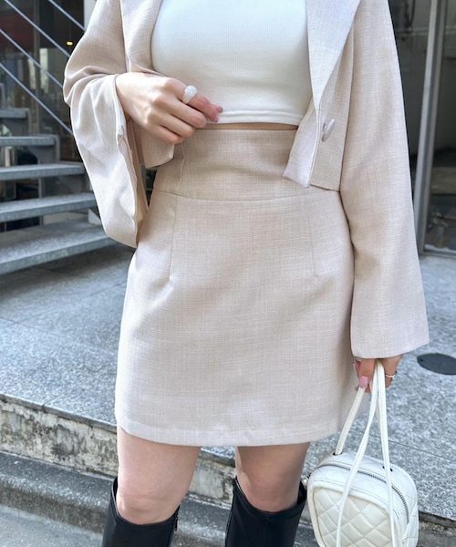 OLIVE des OLIVE（オリーブデオリーブ）の「【セットアップ対応】バックベルトタイトスカート（スカート・レディース・ライトベージュ/サックスブルー/ネイビー・FREE）」の2枚目の写真