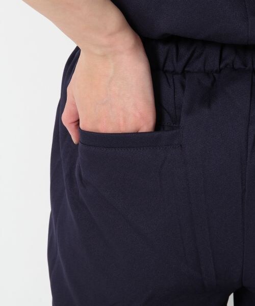 BLISS POINT Womens（ブリスポイント ウイメンズ）の「ノースリーブタックオールインワンピース（ワンピース/ドレス・レディース・ホワイト/グリーン/ネイビー・Ｍ/Ｌ）」の11枚目の写真