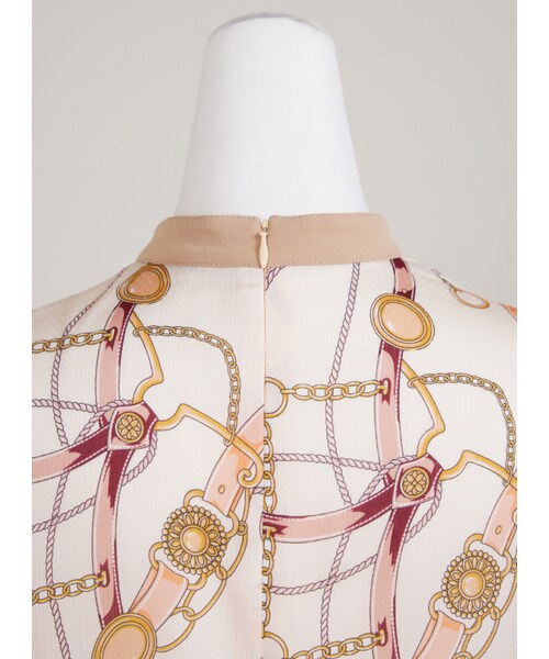 Marjorie（マージョリー）の「伊薩卡頌歌，滿版鎖鏈印花拼色雪紡上衣（トップス・レディース・印花卡・S/M）」の10枚目の写真