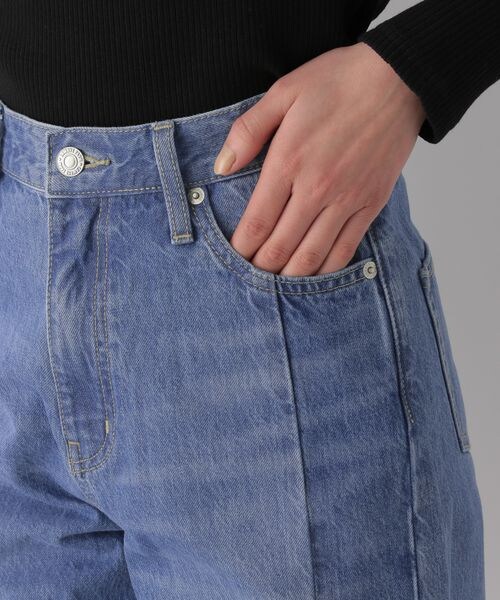 LOWRYS FARM（ローリーズファーム）の「ＣＯＮＥストレートデニムパンツ（パンツ・レディース・リメイク10/ブルー85/ネイビー88・M/L）」の15枚目の写真