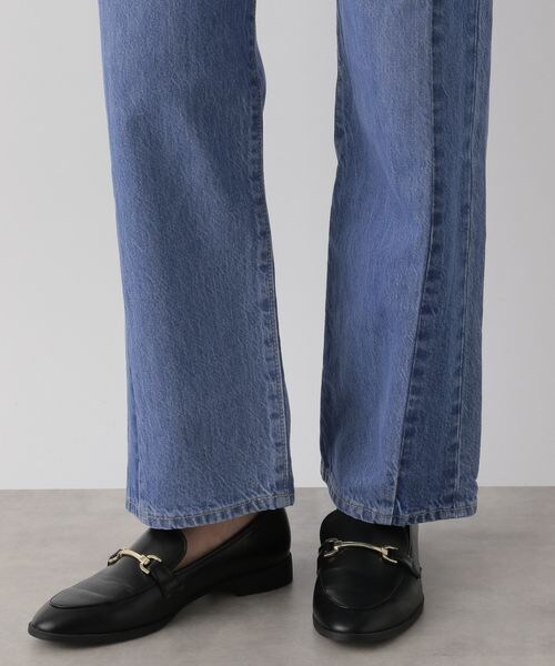 LOWRYS FARM（ローリーズファーム）の「ＣＯＮＥストレートデニムパンツ（パンツ・レディース・リメイク10/ブルー85/ネイビー88・M/L）」の17枚目の写真