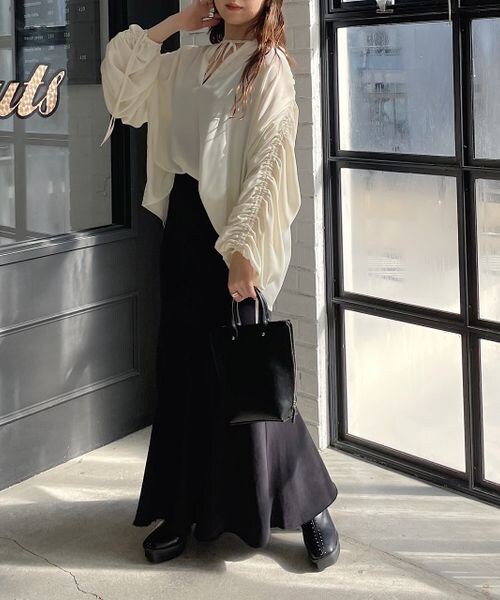 PAGEBOY（ページボーイ）の「スエットマーメイドスカート（スカート・レディース・ブラック09/オートミール50/ミント81・F）」の10枚目の写真