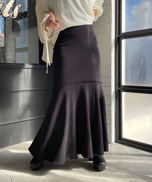 PAGEBOY（ページボーイ）の「スエットマーメイドスカート（スカート・レディース・ブラック09/オートミール50/ミント81・F）」の6枚目の写真