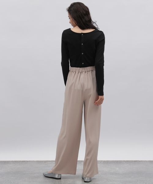 LAKOLE（ラコレ）の「スーパーワイドタックパンツ（パンツ・レディース・グレージュ(14)/ブラック(19)/グリーン(70)・S/M）」の10枚目の写真