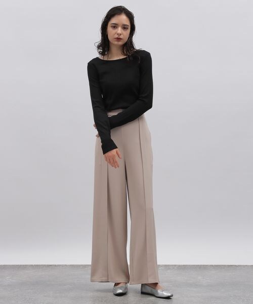 LAKOLE（ラコレ）の「スーパーワイドタックパンツ（パンツ・レディース・グレージュ(14)/ブラック(19)/グリーン(70)・S/M）」の9枚目の写真