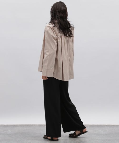 LAKOLE（ラコレ）の「スーパーワイドタックパンツ（パンツ・レディース・グレージュ(14)/ブラック(19)/グリーン(70)・S/M）」の12枚目の写真