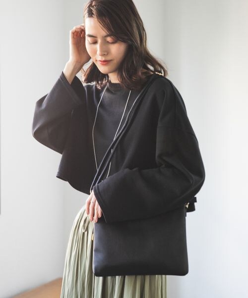 LEPSIM(レプシィム)の「テープベルトショルダーバッグ(バッグ・レディース・アイボリー08/ブラック09/ベージュ52・ONE SIZE)」の14枚目の写真