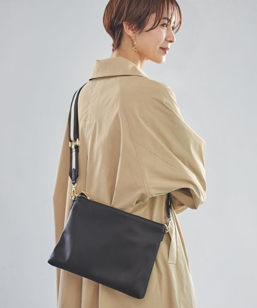 LEPSIM(レプシィム)の「テープベルトショルダーバッグ(バッグ・レディース・アイボリー08/ブラック09/ベージュ52・ONE SIZE)」の1枚目の写真