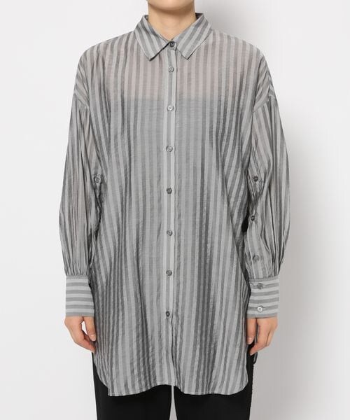 PAGEBOY（ページボーイ）の「サテンシアーストライプシャツ（トップス・オフホワイト05/チャコール18/ラベンダー92・F）」の18枚目の写真