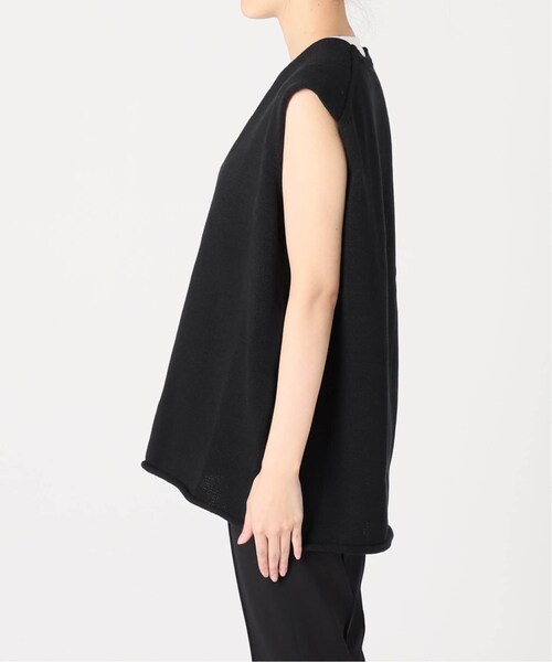 VERMEIL par iena（ヴェルメイユパーイエナ）の「《予約》【INSCRIRE/アンスクリア】Cotton V Neck No Sleeve Knit（その他・ブラック/フリー）」の22枚目の写真