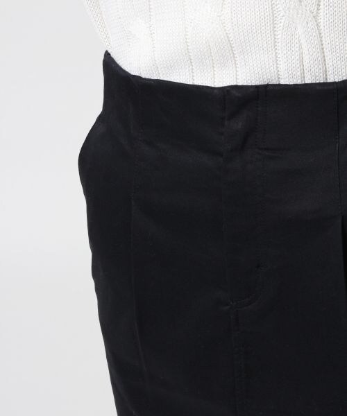 GLOBAL WORK（グローバルワーク）の「ストレッチサテンスカート（スカート・レディース・ホワイト05/カーキ75/ブルー85/ダークネイビー89・Ｓ/Ｍ/Ｌ）」の9枚目の写真