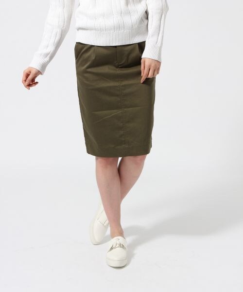GLOBAL WORK（グローバルワーク）の「ストレッチサテンスカート（スカート・レディース・ホワイト05/カーキ75/ブルー85/ダークネイビー89・Ｓ/Ｍ/Ｌ）」の2枚目の写真