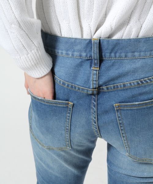GLOBAL WORK（グローバルワーク）の「ダメージデニムパンツ（パンツ・レディース・ブルー88・Ｓ/Ｍ/Ｌ）」の8枚目の写真
