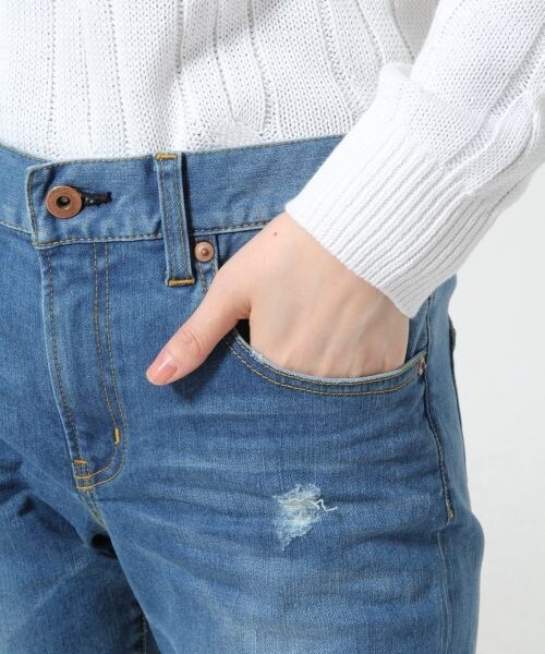 GLOBAL WORK（グローバルワーク）の「ダメージデニムパンツ（パンツ・レディース・ブルー88・Ｓ/Ｍ/Ｌ）」の6枚目の写真