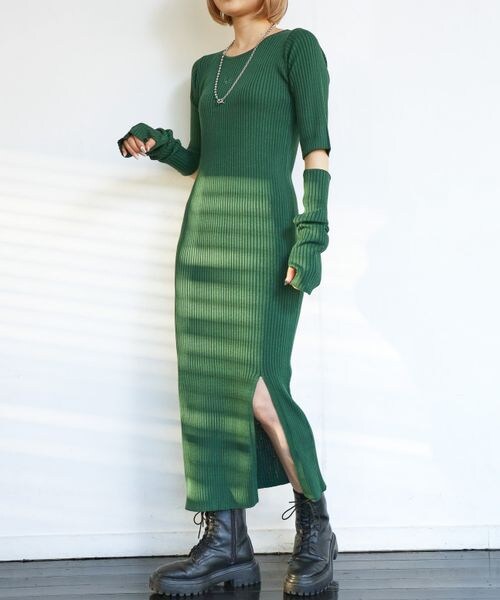 PAGEBOY(ページボーイ)の「アームウオーマーセットワンピース(ワンピース/ドレス・レディース・ブラック09/グリーン75・FREE)」の2枚目の写真