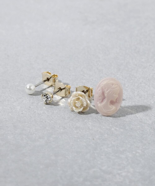 3coins（3coins）の「カメオ風ピアス4個セット（ピアス（両耳用）・レディース・ピンク/グリーン/その他・0）」の2枚目の写真