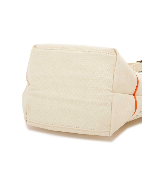 AVIREX(アヴィレックス)の「SCRIBBING MINI TOTE BAG/ スクリブリング ミニトートバッグ(バッグ・オリーブ/アイボリー/ウォッシュユーズド/ユーズド・F)」の16枚目の写真