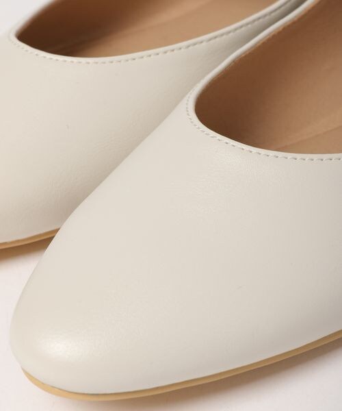 LOWRYS FARM（ローリーズファーム）の「感動フィットストラップシューズ（シューズ・レディース・アイボリー08/ブラック09/シルバー12/ピンク25・M(23-23.5)/L(24-24.5)）」の15枚目の写真