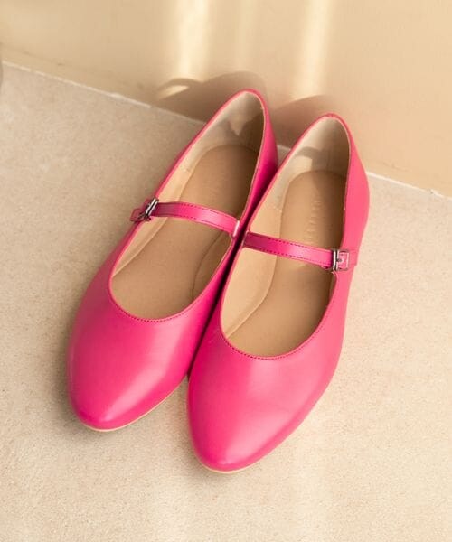 LOWRYS FARM（ローリーズファーム）の「感動フィットストラップシューズ（シューズ・レディース・アイボリー08/ブラック09/シルバー12/ピンク25・M(23-23.5)/L(24-24.5)）」の4枚目の写真