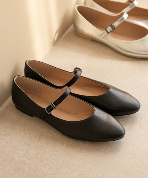 LOWRYS FARM（ローリーズファーム）の「感動フィットストラップシューズ（シューズ・レディース・アイボリー08/ブラック09/シルバー12/ピンク25・M(23-23.5)/L(24-24.5)）」の5枚目の写真