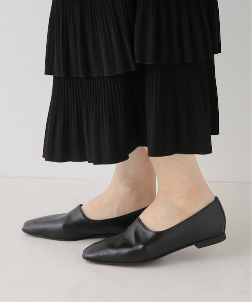 LE TALON（ルタロン）の「レザーソフトハイバンプフラット