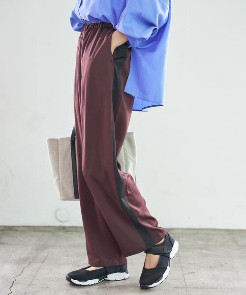 LEPSIM（レプシィム）の「ツヤサテンラインイージーパンツ（）」 - WEAR