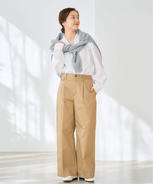 イエナ 新品タグ付 23ss iena コットンシュリンクフリルブラウス F 白 IENA（イエナ）の「《追加予約》コットンシュリンクフリル