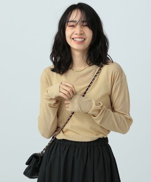 BAYFLOW（ベイフロー）の「≪予約≫シアーロンT（トップス・レディース・オフホワイト11/ブラック19/ピスタチオ61・F）」の3枚目の写真