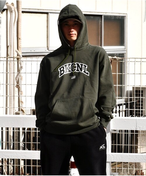 Back Channel（バックチャンネル）の「-Back Channel-COLLEGE LOGO PULLOVER PARKA（その他・メンズ・その他）」の2枚目の写真