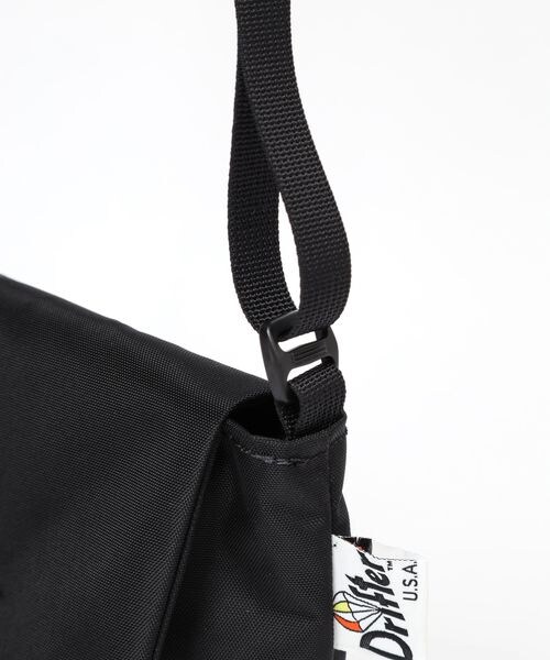 LEPSIM（レプシィム）の「FLAP POUCH（バッグ・レディース・ブラック09/レオパード51・ONE SIZE）」の13枚目の写真