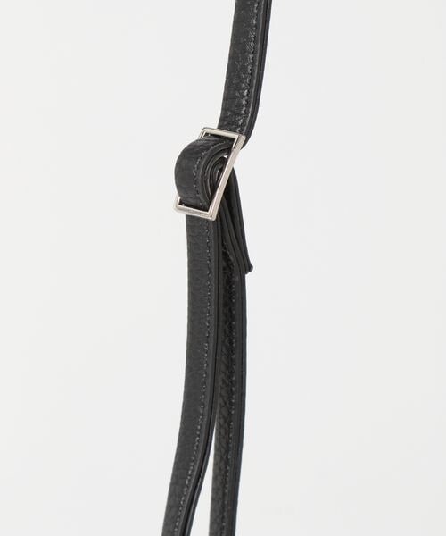 LEPSIM(レプシィム)の「スマホショルダー(バッグ・レディース・アイボリー08/ブラック09/オレンジ45/グリーン75・ONE SIZE)」の22枚目の写真