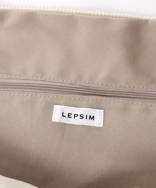 LEPSIM（レプシィム）の「ナイロンナナメガケバッグ（バッグ・レディース・アイボリー08/ブラック09/カーキ72・ONE SIZE）」の22枚目の写真