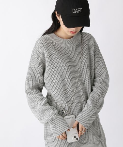 JEANASIS（ジーナシス）の「アソートスマホショルダ－（ファッション雑貨・パール(08)/チェーン(09)・FREE）」の4枚目の写真