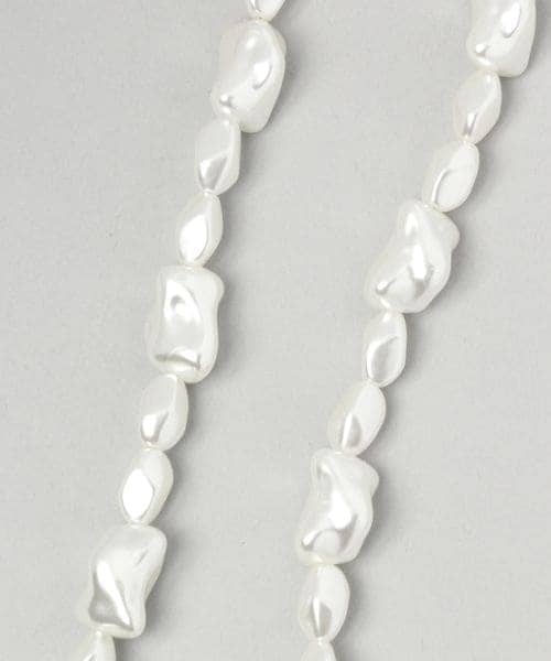 JEANASIS（ジーナシス）の「アソートスマホショルダ－（ファッション雑貨・パール(08)/チェーン(09)・FREE）」の11枚目の写真