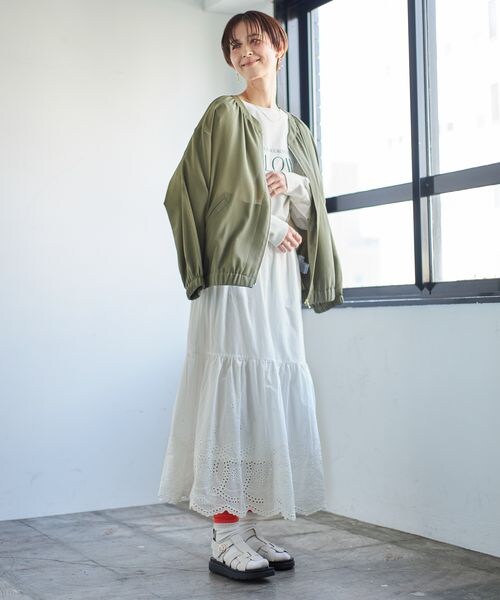LEPSIM(レプシィム)の「アソートロゴスウェット(トップス・オフホワイト05/オフホワイト×袖ロゴ06/グレー12/チャコール19・FREE SIZE)」の10枚目の写真